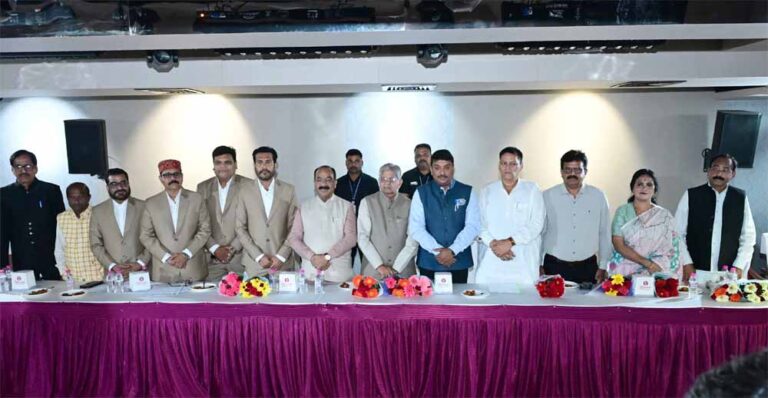 बिलासपुर प्रेस क्लब चुनाव अजीत के टीम की हुई जीत.. शासन ने अपील खारिज की, नई कार्यकारिणी बरकरार… विरोधियों को लगा तगड़ा झटका…