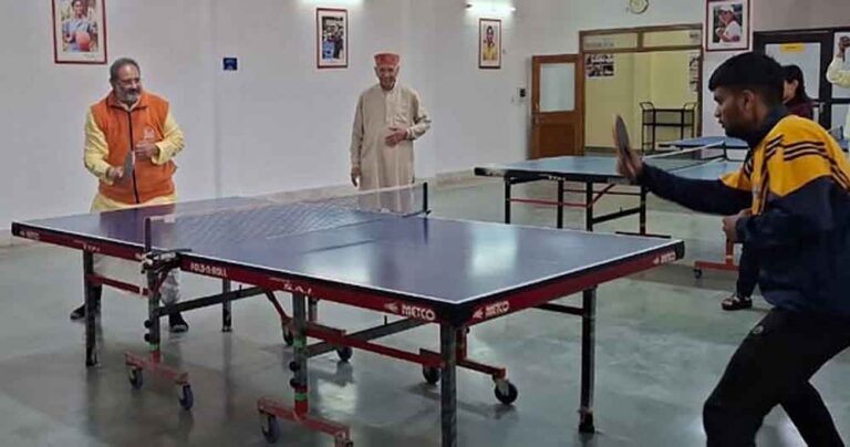 देसंविवि में आयोजित उत्सव-26 के अंतिम दिन सांस्कृतिक कार्यक्रम की धूम, विद्यार्थियों ने दिया संदेश देसंविवि में आयोजित उत्सव-26 के अंतिम दिन सांस्कृतिक कार्यक्रम की धूम, विद्यार्थियों ने दिया संदेश