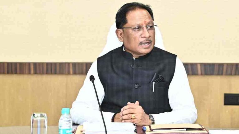 संवैधानिक मर्यादाओं का सम्मान जरूरी: आदिवासी समाज और मातृशक्ति का अपमान देश कभी स्वीकार नहीं करेगा : मुख्यमंत्री