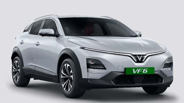 ईंधन की किल्लत के बीच खुशखबरी: इलेक्ट्रिक कार पर कंपनी दे रही भारी डिस्काउंट