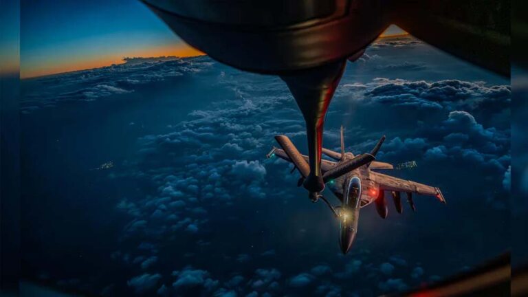 US एयरफोर्स का टैंकर विमान इराक में दुर्घटनाग्रस्त, चार सैनिकों की जान गई