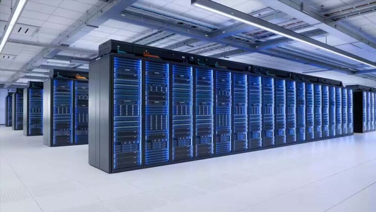 AI और डिजिटल सेवाओं के बढ़ते इस्तेमाल से डेटा सेंटरों की बिजली मांग 800% तक बढ़ेगी, 2031-32 तक 13.56 गीगावॉट की जरूरत AI और डिजिटल सेवाओं के बढ़ते इस्तेमाल से डेटा सेंटरों की बिजली मांग 800% तक बढ़ेगी, 2031-32 तक 13.56 गीगावॉट की जरूरत