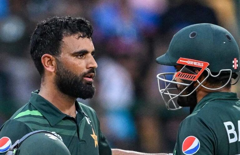 पाकिस्तान क्रिकेट में हड़कंप, बाबर आजम और फखर जमां की चोट पर PCB करेगा जांच