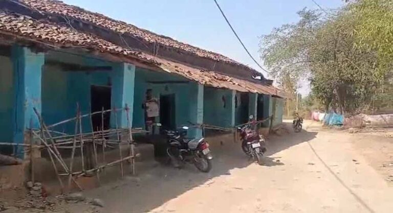 ना अग्नि, ना होलिका दहन: छत्तीसगढ़ के गांवों में सदी पुरानी होली की अनसुनी कहानी ना अग्नि, ना होलिका दहन: छत्तीसगढ़ के गांवों में सदी पुरानी होली की अनसुनी कहानी