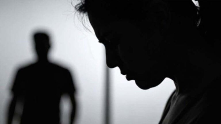 सरकारी एजेंसी का दावा: प्राइवेट फोटो से ब्लैकमेल रोकने के लिए ये हैं बचाव के तरीके सरकारी एजेंसी का दावा: प्राइवेट फोटो से ब्लैकमेल रोकने के लिए ये हैं बचाव के तरीके