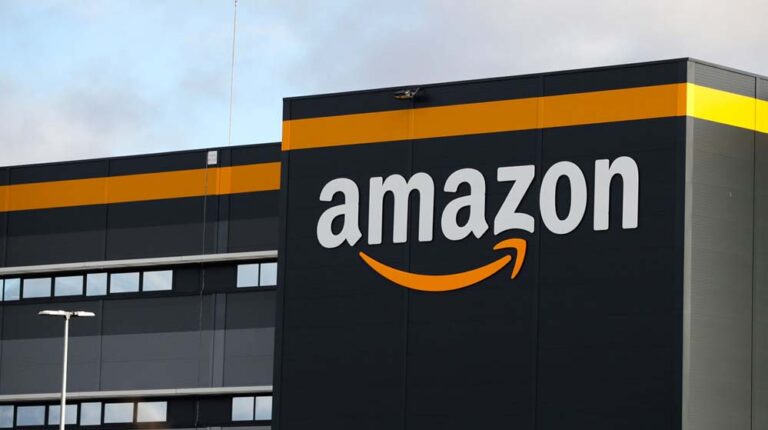 Amazon ने कम की फीस, अब सस्ती होगी ऑनलाइन शॉपिंग, लाखों ग्राहकों को होगा लाभ