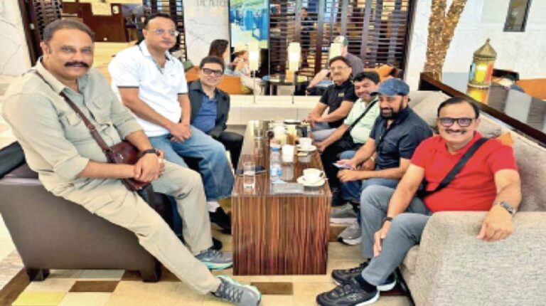 एमपी के 100 से अधिक लोग दुबई में फंसे, फ्लाइट कैंसिल, ड्रोन हमलों के कारण अलार्म बज रहे हैं एमपी के 100 से अधिक लोग दुबई में फंसे, फ्लाइट कैंसिल, ड्रोन हमलों के कारण अलार्म बज रहे हैं