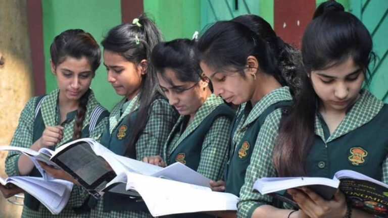 CBSE Class 10 Exam Update: LOC सबमिशन शुरू, छात्रों के लिए अहम गाइडलाइंस जारी