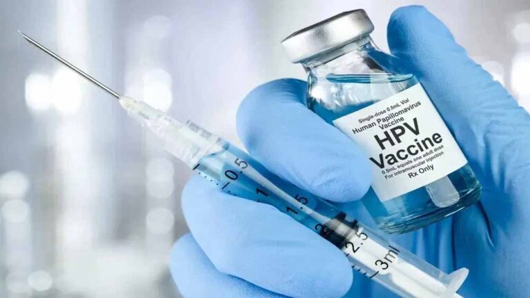HPV टीके का सुरक्षा कवच: सरकार का बड़ा कदम, किशोरियों के लिए मुफ्त वैक्सीनेशन अभियान
