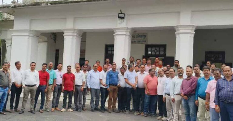 Guest Teachers Issue: सदन में हंगामा, नियमितीकरण को लेकर असंतुष्ट विपक्ष ने किया वॉकआउट