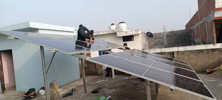 मुफ्त बिजली की ओर कदम: प्रधानमंत्री सूर्यघर योजना से निशि हुईं लाभान्वित, लगाया सोलर प्लांट मुफ्त बिजली की ओर कदम: प्रधानमंत्री सूर्यघर योजना से निशि हुईं लाभान्वित, लगाया सोलर प्लांट