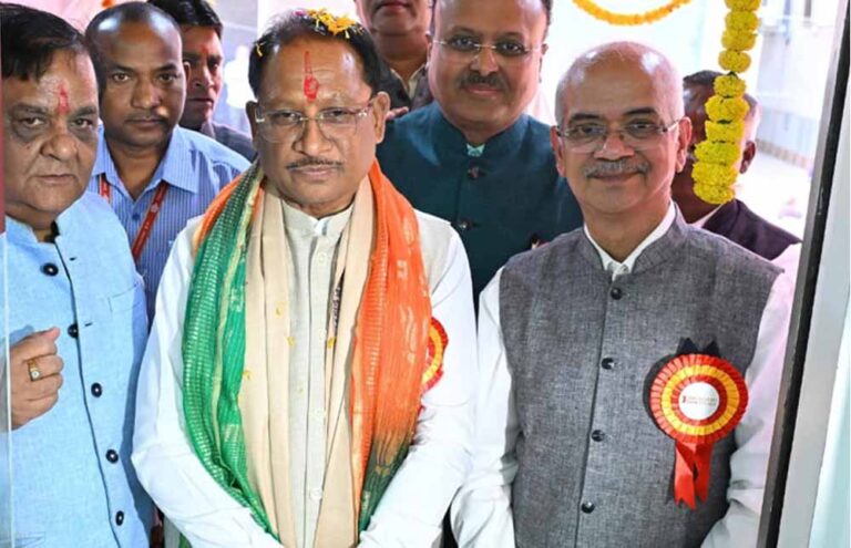 मुख्यमंत्री  साय ने किया टीजेएसबी सहकारी बैंक की रायपुर शाखा का शुभारंभ