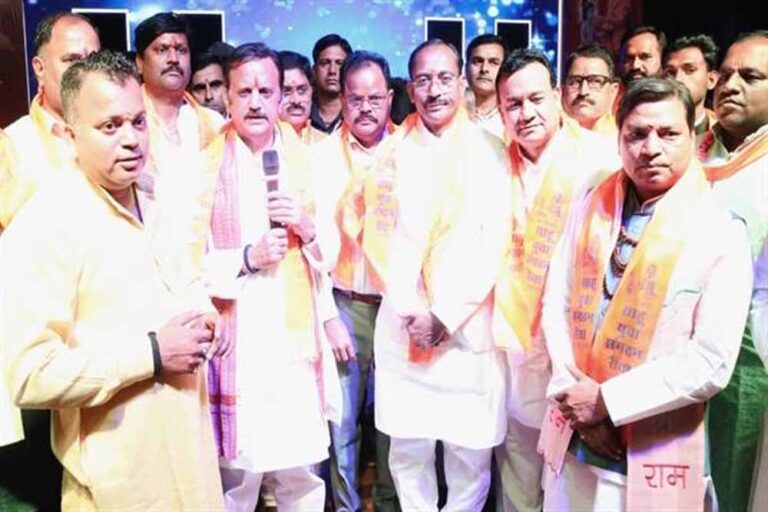 संस्कृति और परंपराओं का उल्लास आने वाली पीढ़ी को समझाएगा उनका महत्व : उप मुख्यमंत्री शुक्ल संस्कृति और परंपराओं का उल्लास आने वाली पीढ़ी को समझाएगा उनका महत्व : उप मुख्यमंत्री शुक्ल