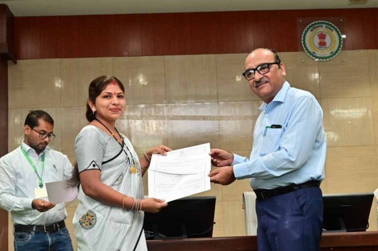 मुख्य सचिव  विकासशील मंत्रालय में कार्य निष्पादन में गृह विभाग अव्वल