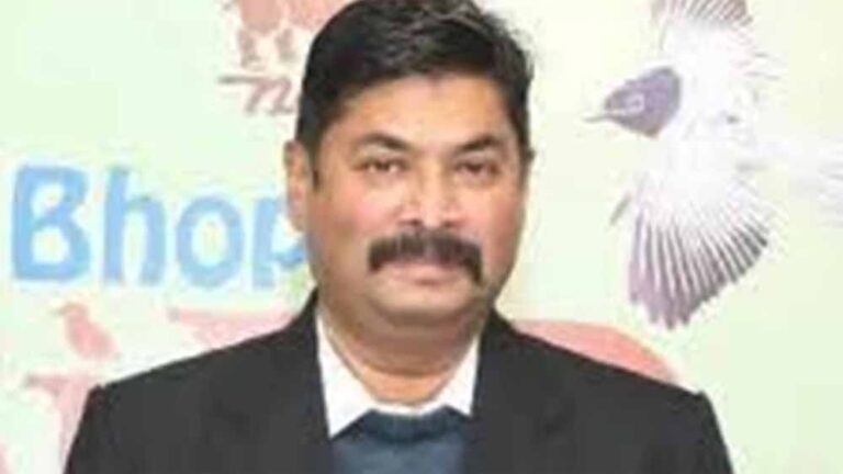 सुभरंजन सेन अप्रैल 2028 तक के लिए बने नए वन बल प्रमुख सुभरंजन सेन अप्रैल 2028 तक के लिए बने नए वन बल प्रमुख