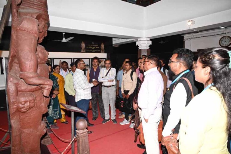 जिला पुरातत्त्वीय संघों के गठन पर तीन दिवसीय कार्यशाला शुरू जिला पुरातत्त्वीय संघों के गठन पर तीन दिवसीय कार्यशाला शुरू