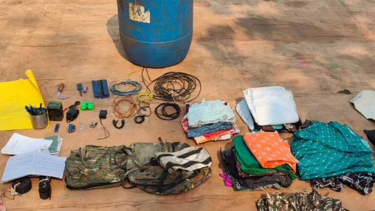 जंगल में छिपा था नक्सलियों का खतरनाक प्लान: सुकमा में CRPF को मिला विस्फोटक डंप, 18 किलो अमोनियम नाइट्रेट बरामद