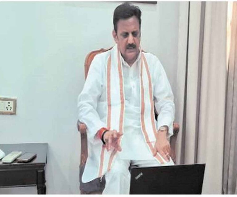 उप मुख्यमंत्री  शुक्ल ने इंजीनियरिंग कॉलेज रीवा में टेक फेस्ट का किया शुभारंभ