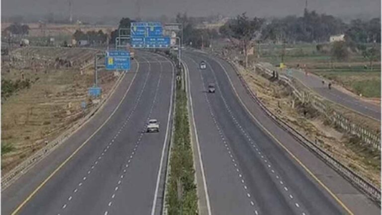 मेडिकल डिवाइस से इलेक्ट्रॉनिक्स तक, हाई वैल्यू मैन्युफैक्चरिंग का संगठित क्लस्टर मॉडल