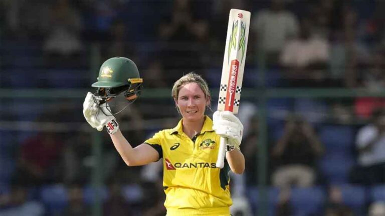 ऑस्ट्रेलियाई बल्लेबाजों का तूफान, मूनी की पारी से भारत बेहाल, 409 रन बनाकर इतिहास रचा