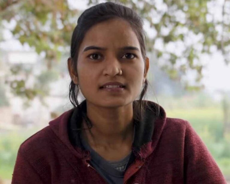 नौकरी छोड़कर शिवानी ने मधुमक्खी पालन से उद्यमिता की शुरुआत की, आज ‘बनारसी हनी’ बना रहा उनकी पहचान