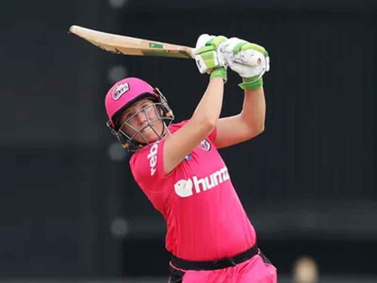 अलविदा मुकाबले में एलिसा हीली का शानदार शतक, स्टेडियम गूंजा; मिचेल स्टार्क की प्रतिक्रिया ने जीता दिल अलविदा मुकाबले में एलिसा हीली का शानदार शतक, स्टेडियम गूंजा; मिचेल स्टार्क की प्रतिक्रिया ने जीता दिल