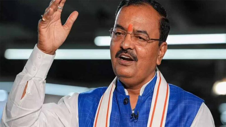 प्रयागराज के परेड मैदान से केशव मौर्य का हुंकार, 2027 में ‘साइकिल पंचर’ का दिया नारा