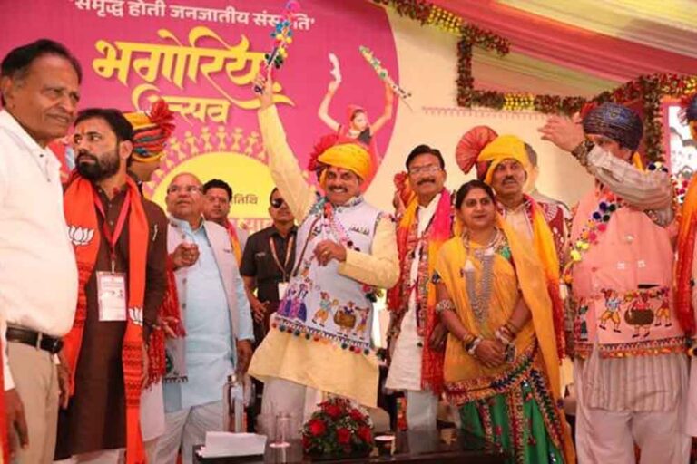 बड़वानी में आधुनिक सब्जी मंडी से मजबूत होगी कृषि अर्थव्यवस्था : मुख्यमंत्री डॉ. यादव बड़वानी में आधुनिक सब्जी मंडी से मजबूत होगी कृषि अर्थव्यवस्था : मुख्यमंत्री डॉ. यादव