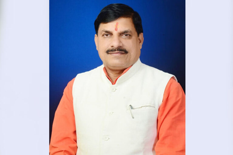 कृषि को पारंपरिक उत्पादन से आगे बढ़ाकर लाभकारी व्यवसाय बनाएंगे: मुख्यमंत्री डॉ. यादव कृषि को पारंपरिक उत्पादन से आगे बढ़ाकर लाभकारी व्यवसाय बनाएंगे: मुख्यमंत्री डॉ. यादव