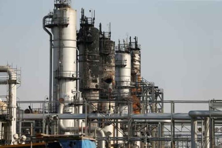 ईरानी हमले से सऊदी ऑयल प्लांट बंद, पेट्रोल-डीजल के दाम बढ़ने के संकेत ईरानी हमले से सऊदी ऑयल प्लांट बंद, पेट्रोल-डीजल के दाम बढ़ने के संकेत