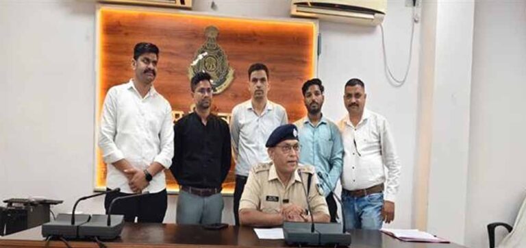 विदिशा, बुरहानपुर और अनूपपुर पुलिस की बड़ी सफलता —पिछले दो दिनों में 1 करोड़ 68 लाख रुपये से अधिक मूल्‍य के 698 मोबाइल लौटाये