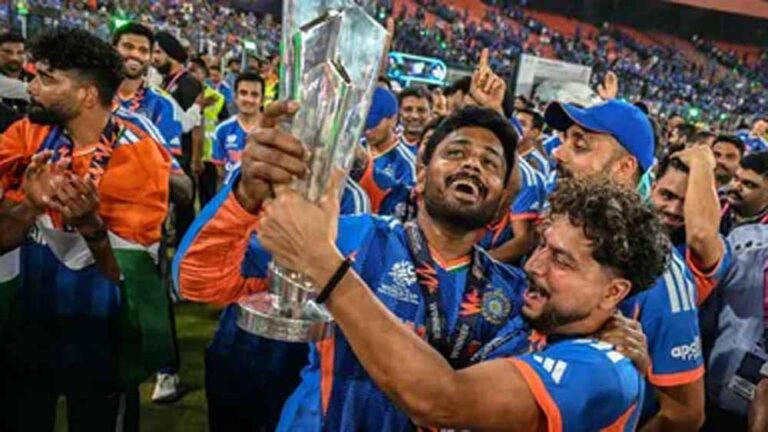 जीत का असली हीरो वही था… डिविलियर्स ने बताया किस खिलाड़ी को मिलना चाहिए था प्लेयर ऑफ द टूर्नामेंट