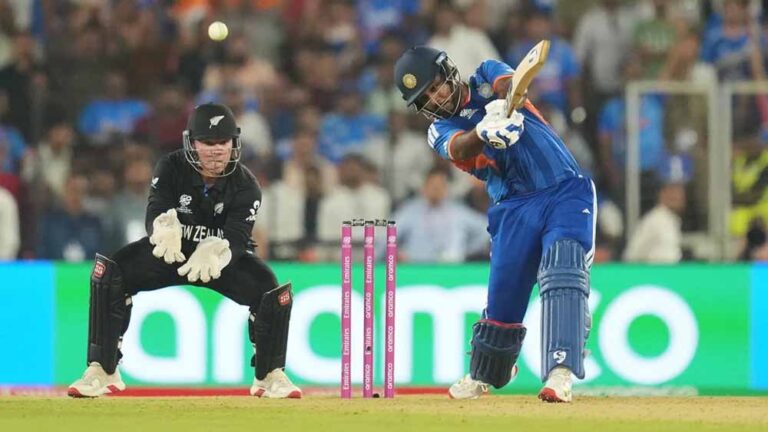 संजू सैमसन का ऐतिहासिक शतक: फाइनल में रचा इतिहास, मार्लन सैमुअल्स का दशक पुराना रिकॉर्ड ध्वस्त